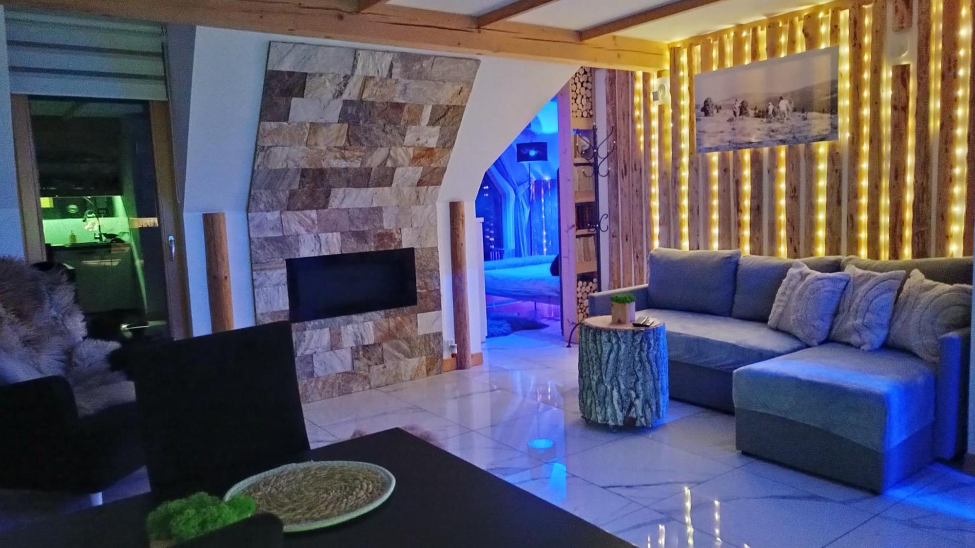 Lux Houses W Domku Tylko Dwa Apartamentyz Jacuzzi Zewnetrznym Groń المظهر الخارجي الصورة